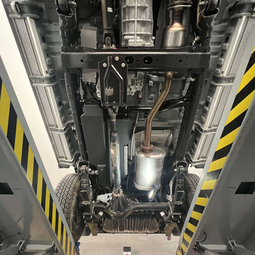 57.2L Auxiliary Fuel Tank for Toyota LC76 — main product image