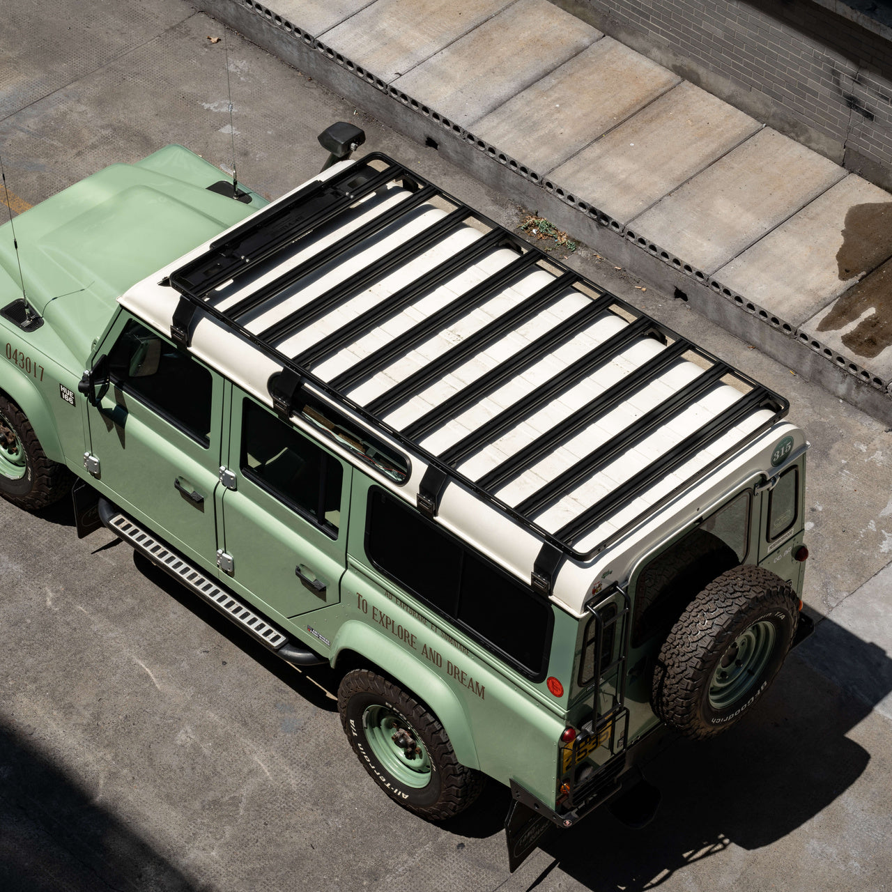 Heavy-Duty Modular Roof Platform for Classic Land Rover Defender 110 — product image 2