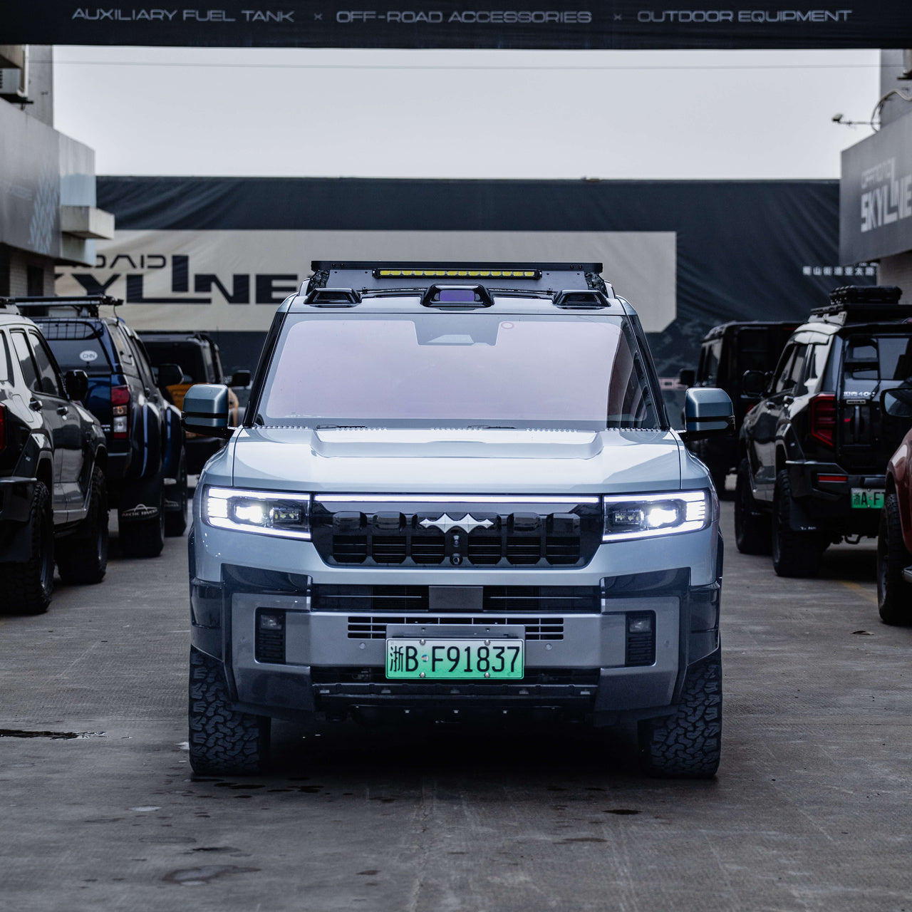 Heavy-Duty Modular Roof Platform for Fangchengbao Bao 8 — product image 3