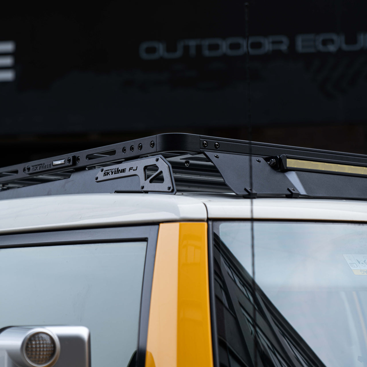 Heavy-Duty Modular Roof Platform for Toyota FJ Cruiser — product image 7