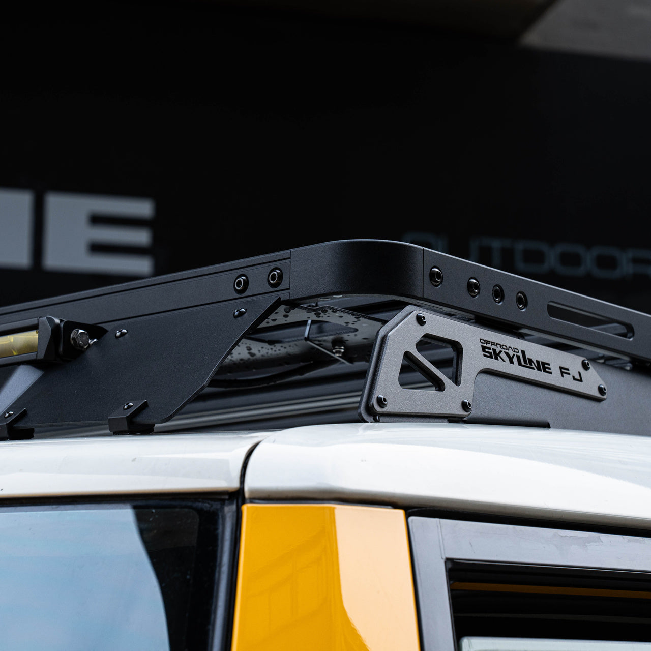 Heavy-Duty Modular Roof Platform for Toyota FJ Cruiser — product image 10