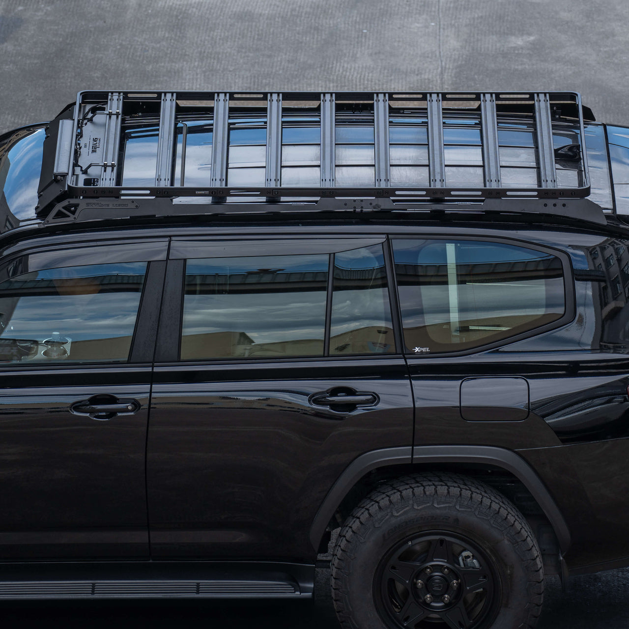 Heavy-Duty Modular Roof Platform for Toyota LC300 — product image 6