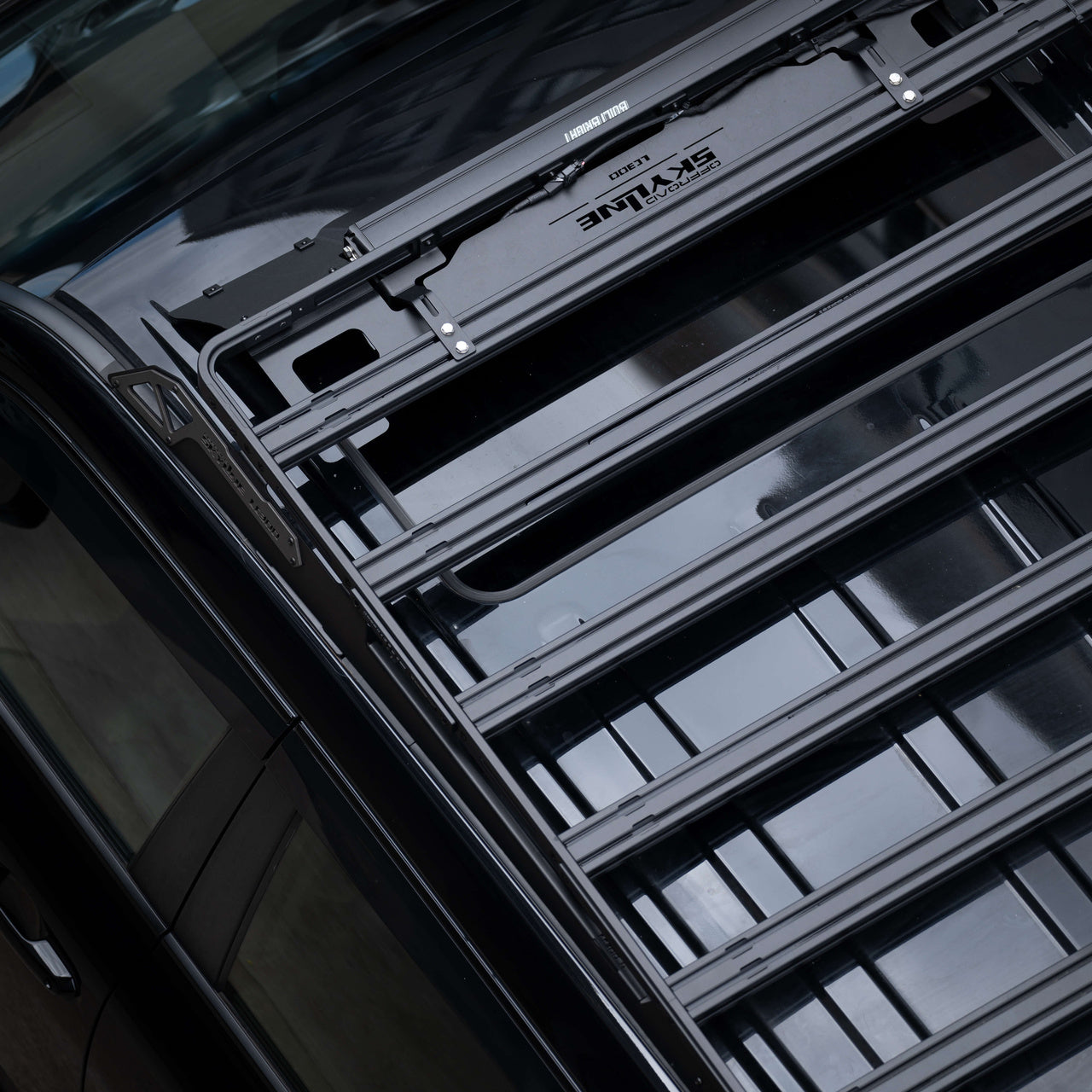 Heavy-Duty Modular Roof Platform for Toyota LC300 — product image 8