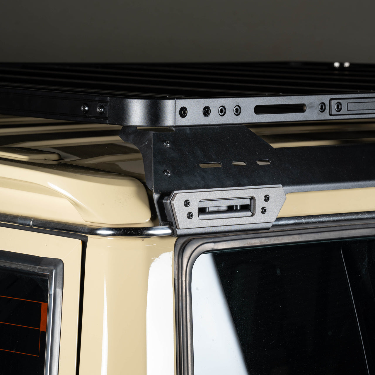 Heavy-Duty Modular Roof Platform for Toyota LC71 — product image 6