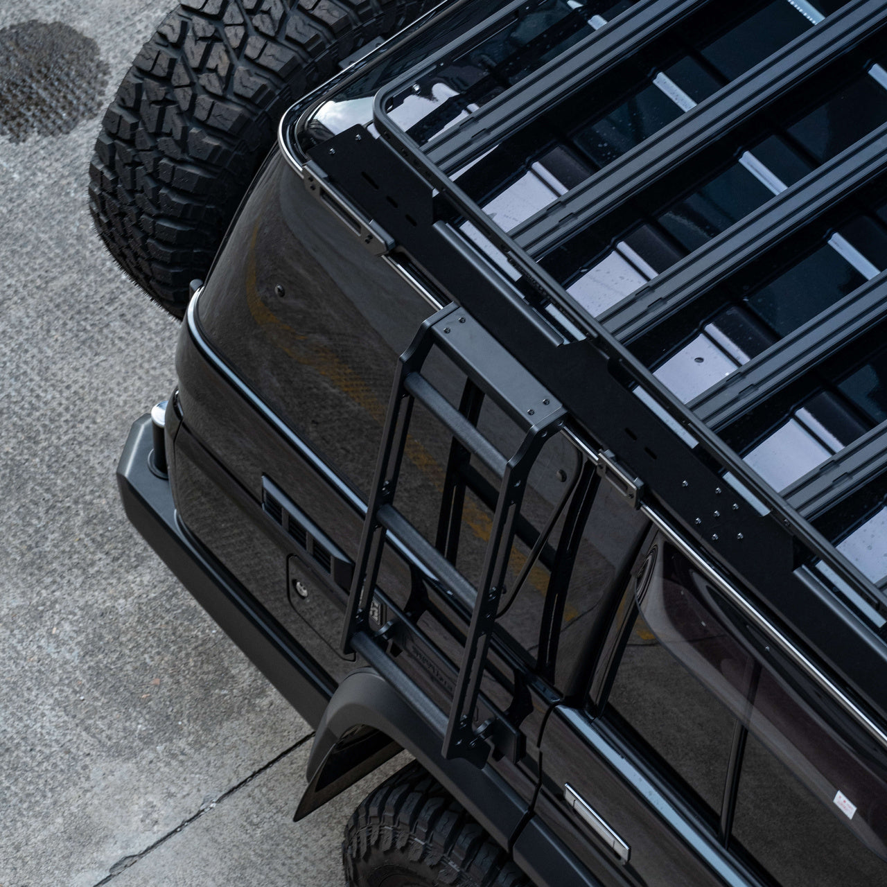 Heavy-Duty Modular Roof Platform for Toyota LC76 — main product image