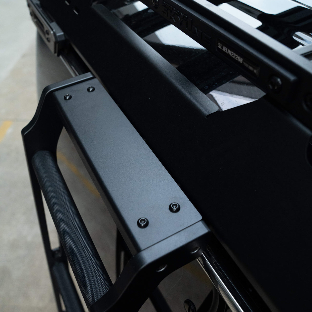 Heavy-Duty Modular Roof Platform for Toyota LC76 — product image 4