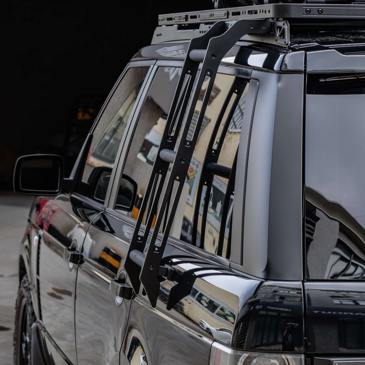 Rear Access Ladder for Classic Range Rover — product image 5