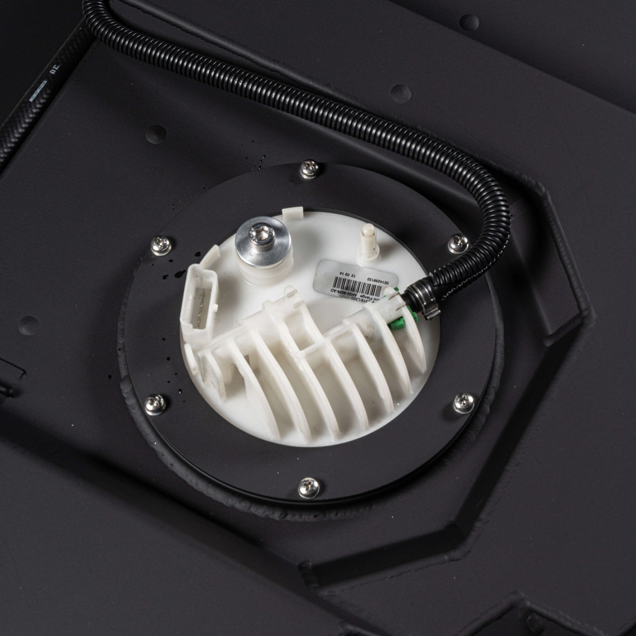 120L Replacement Main Fuel Tank for Land Rover Discovery 4 — product image 4
