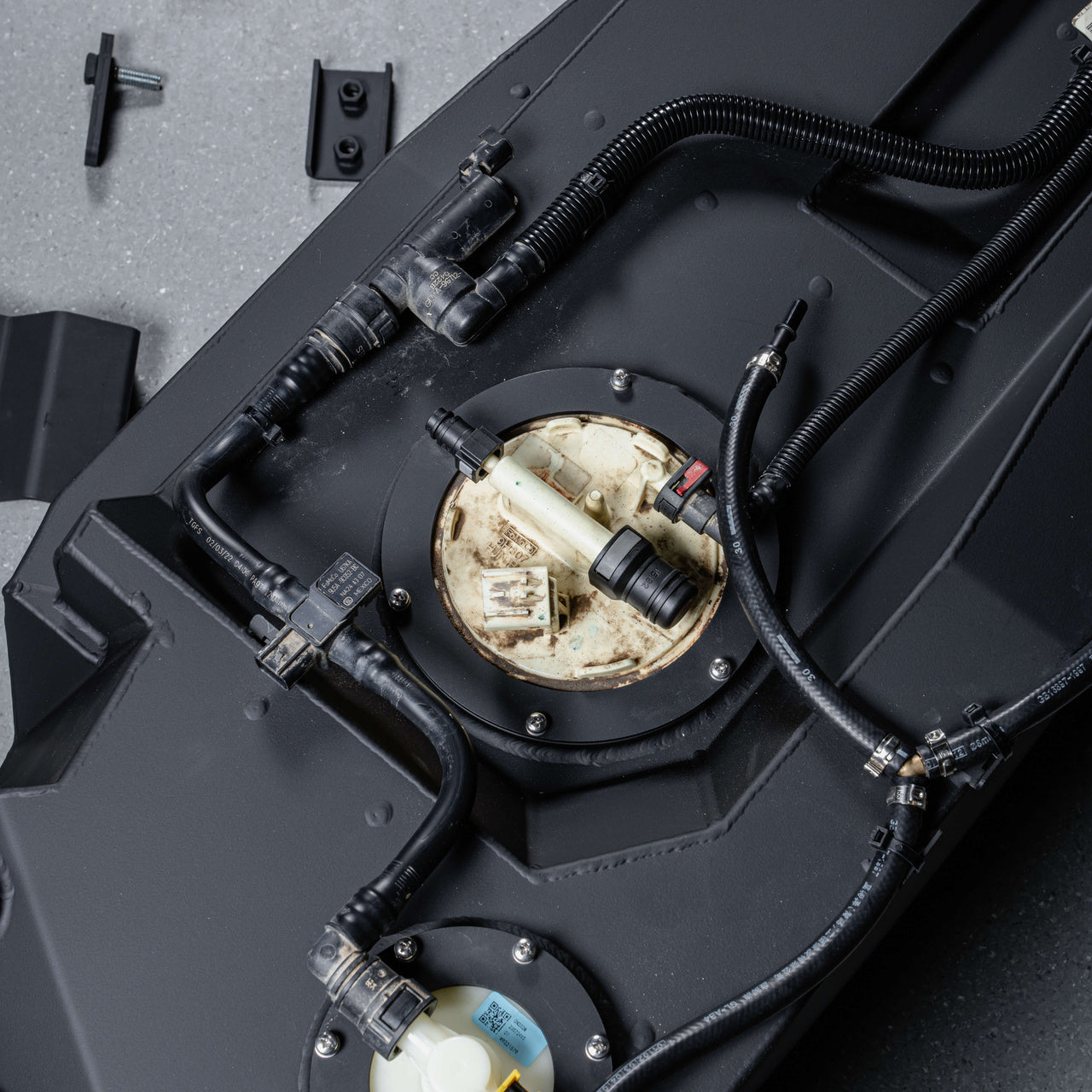 200L Replacement Main Fuel Tank for F-150 / Ford F-150 Raptor — product image 3