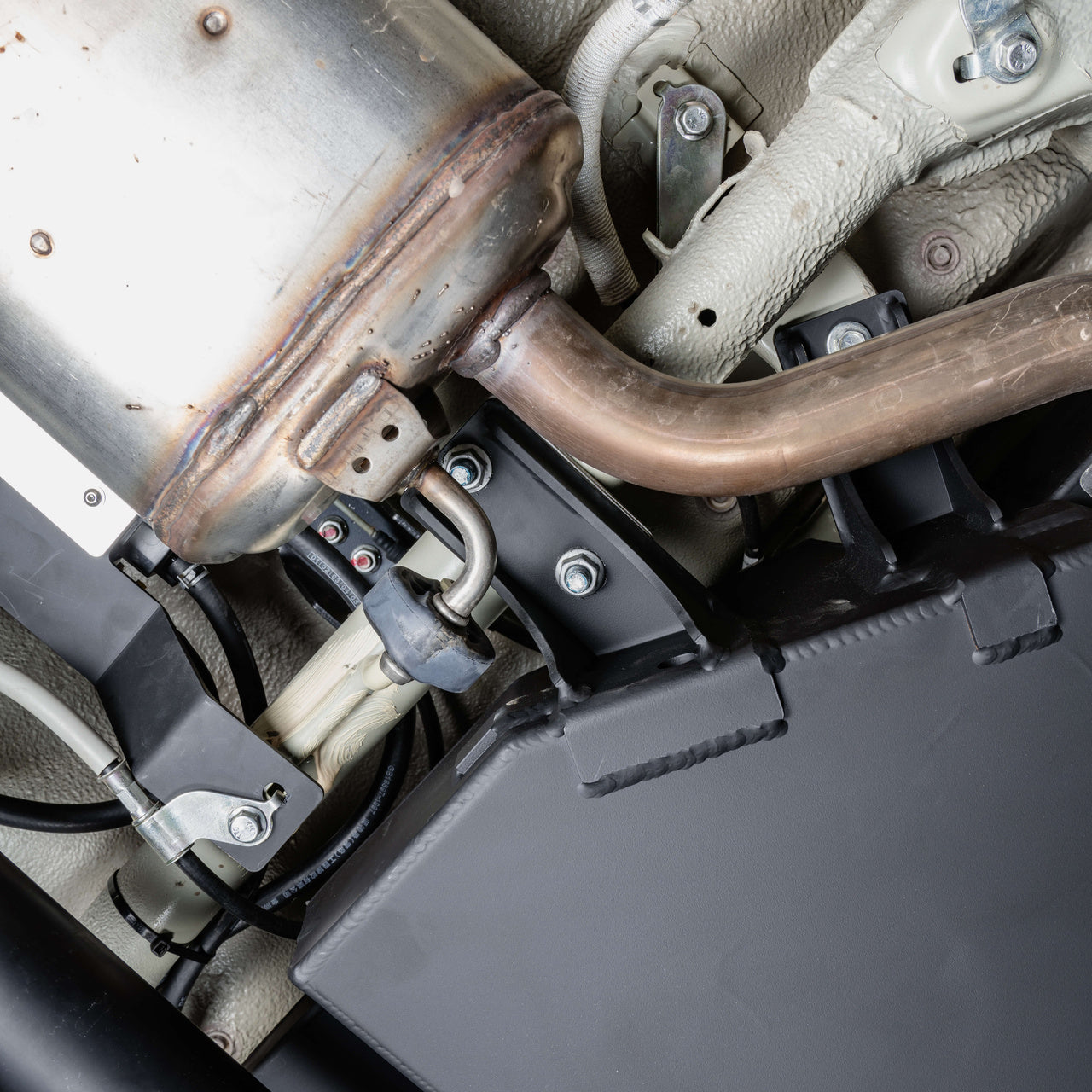 67L Replacement Main Fuel Tank for Suzuki Jimny 2-Door / 4-Door — product image 3