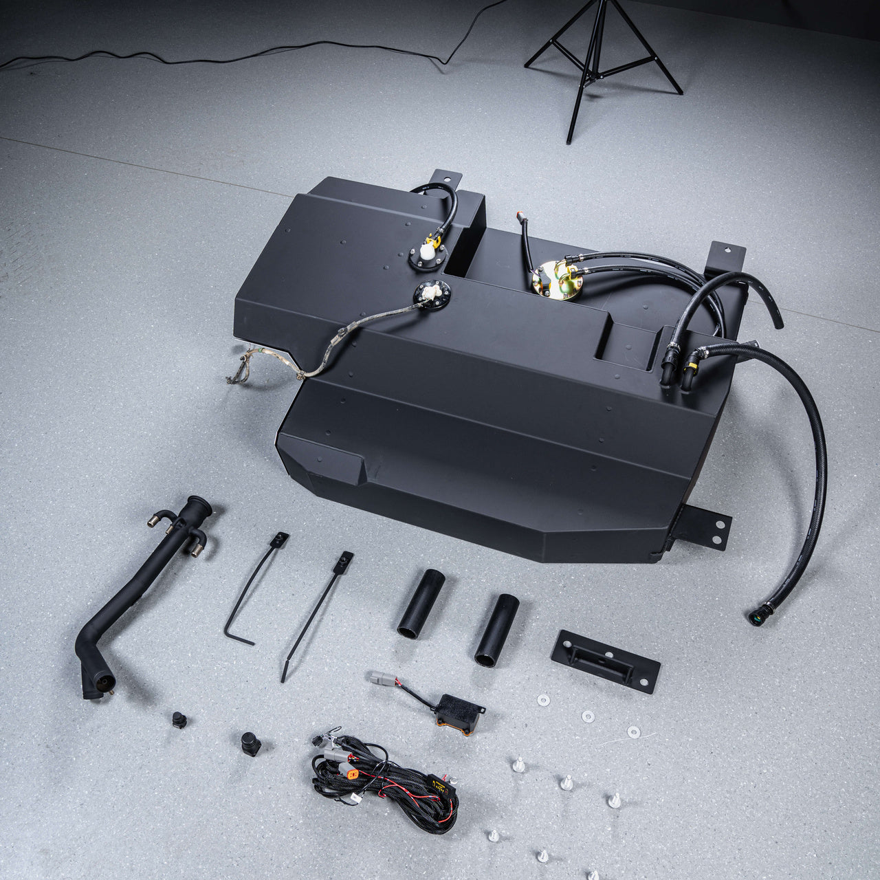 155L Auxiliary Fuel Tank for Toyota / Lexus LC200 / LX570 — product image 2