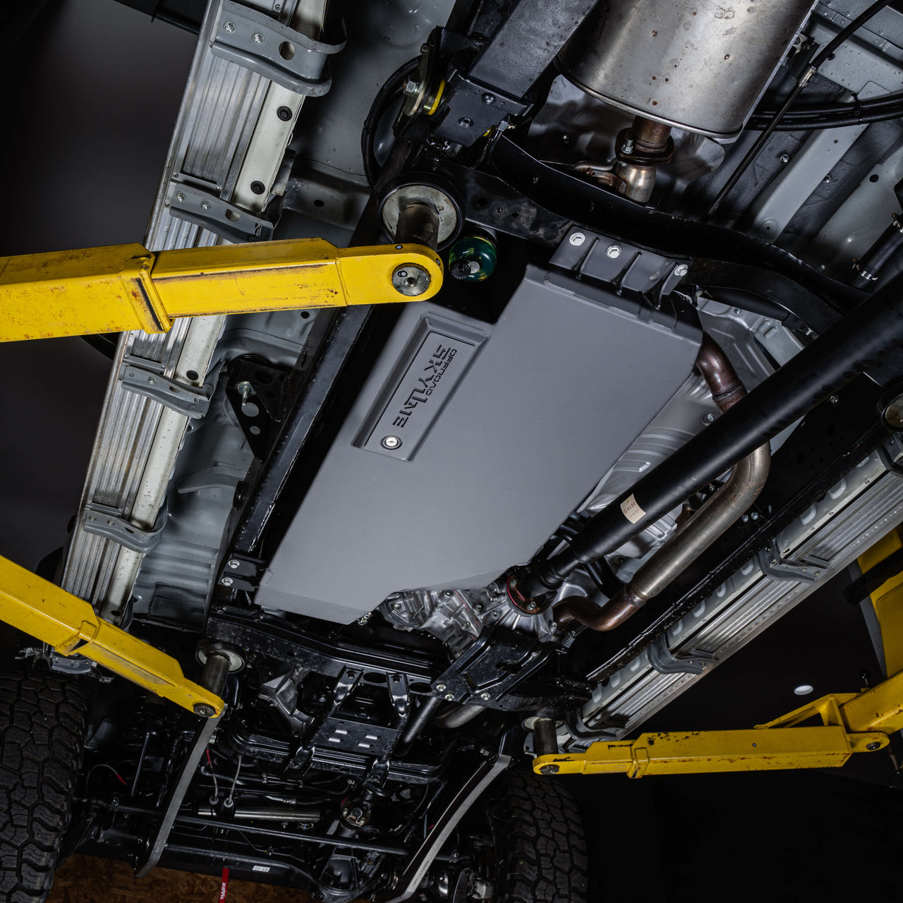 89L Auxiliary Fuel Tank for Toyota LC79 — product image 2