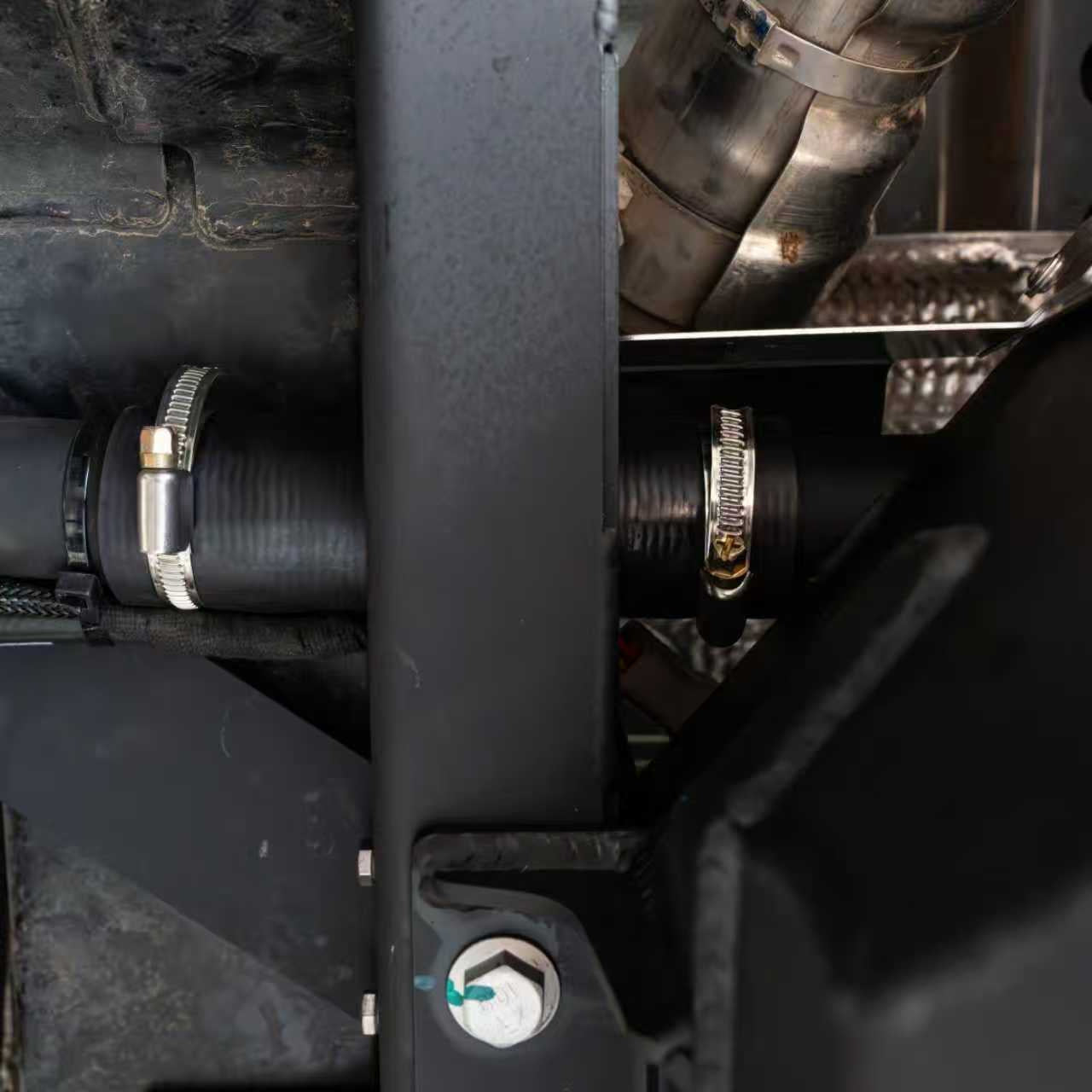 141L Auxiliary Fuel Tank for Ford Ranger Raptor — product image 9