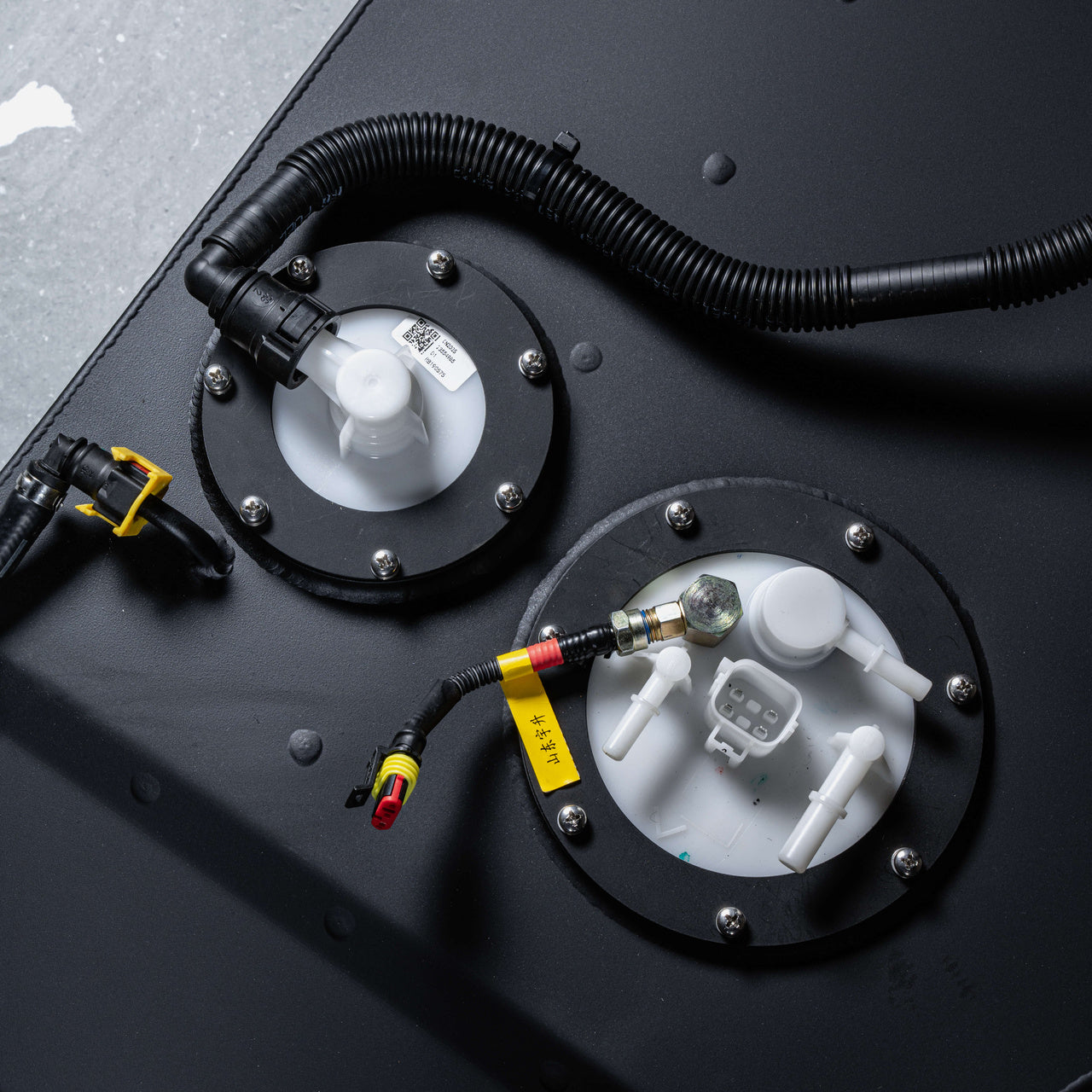 132L Replacement Main Fuel Tank for Tank 400 — product image 3