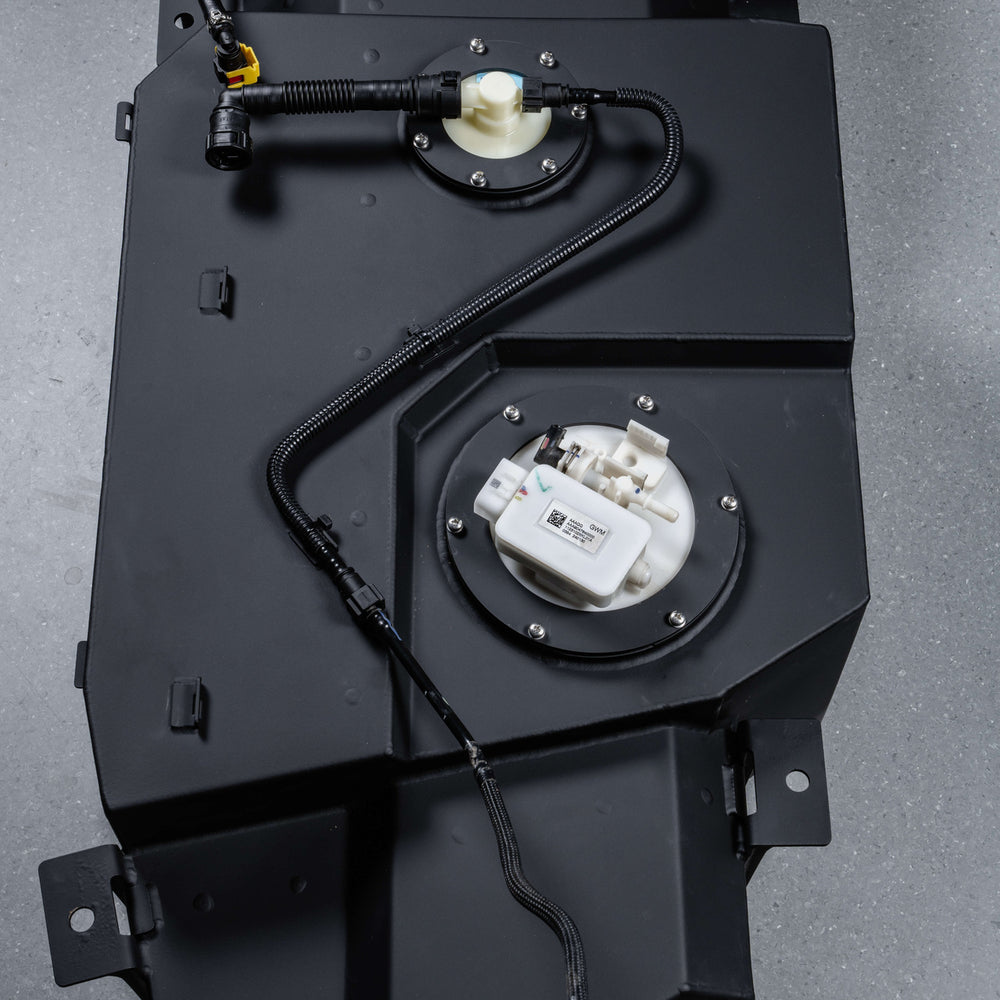 135L Replacement Main Fuel Tank for Tank 700Hi4-T — product image 4
