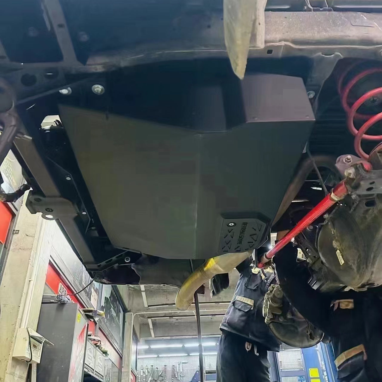 155L Auxiliary Fuel Tank for Toyota Tundra — main product image